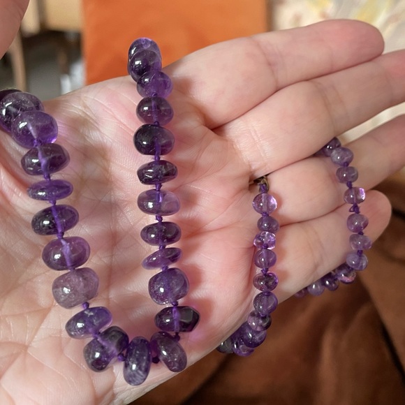 Genuine Amethyst beaded 20” necklace. - Picture 2 of 8